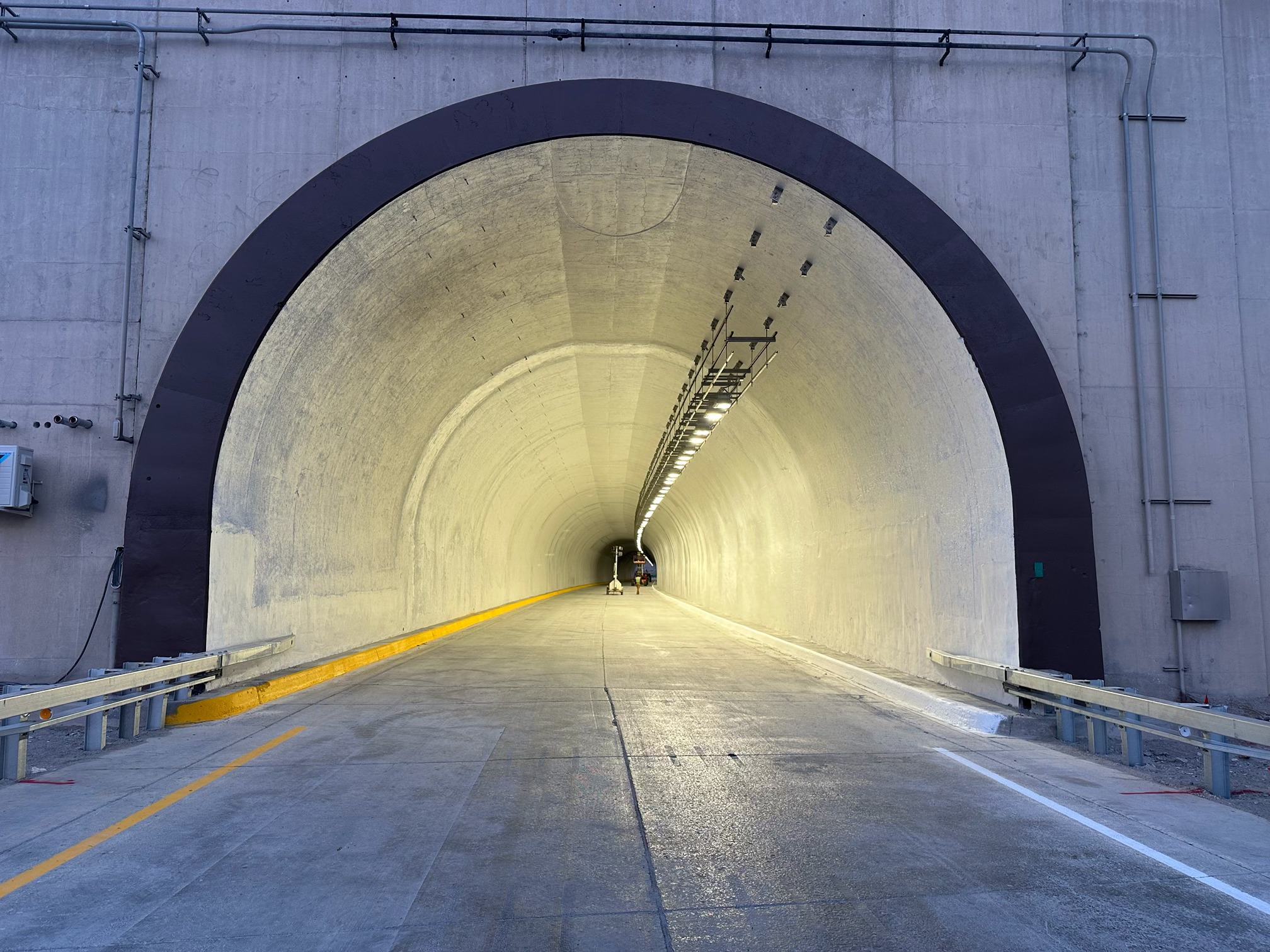 tunnel lights.jpg